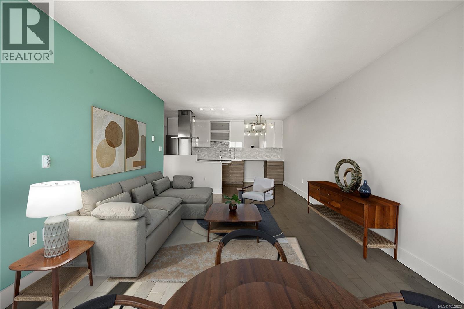 802 105 Gorge Road East, Victoria