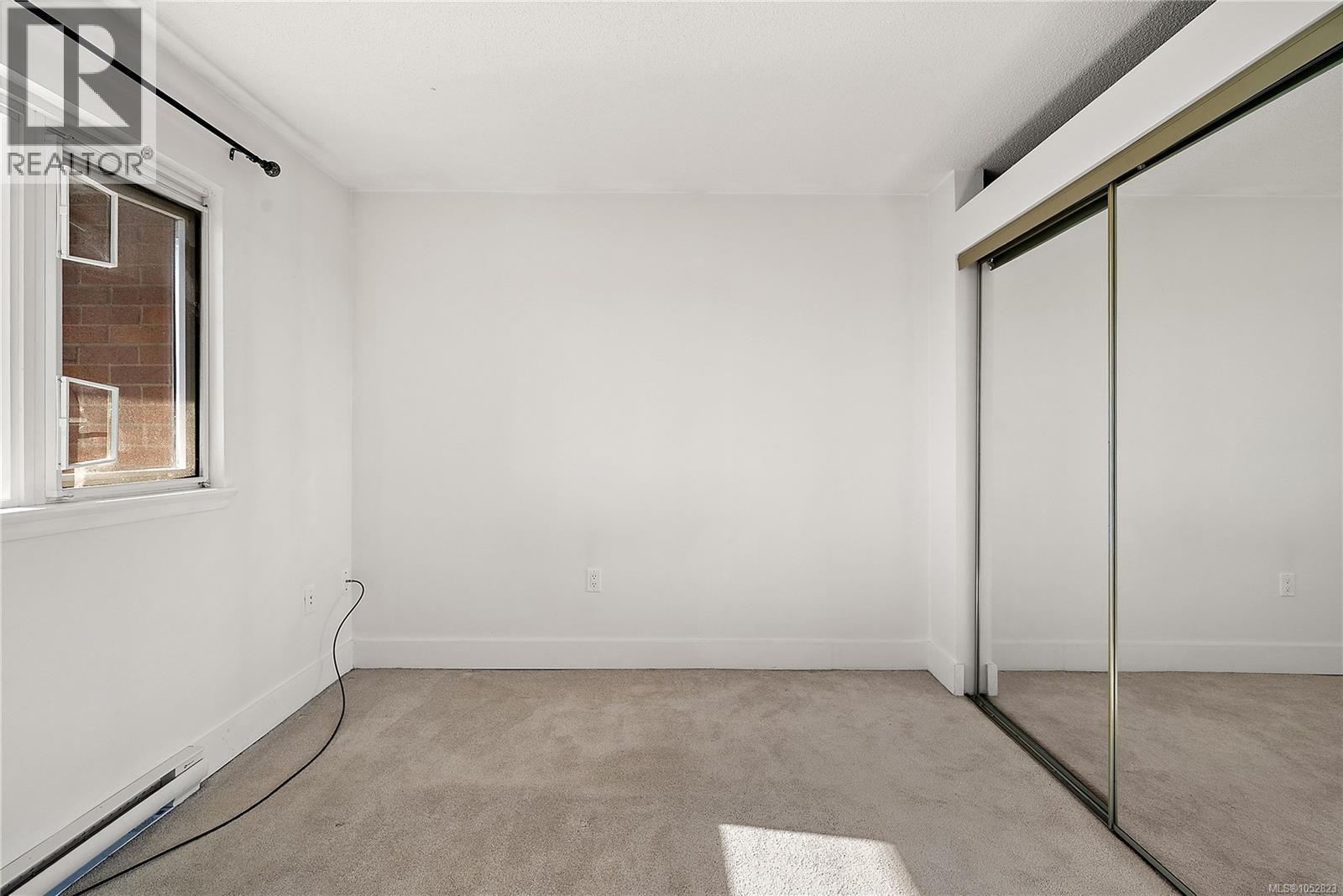 802 105 Gorge Road East, Victoria