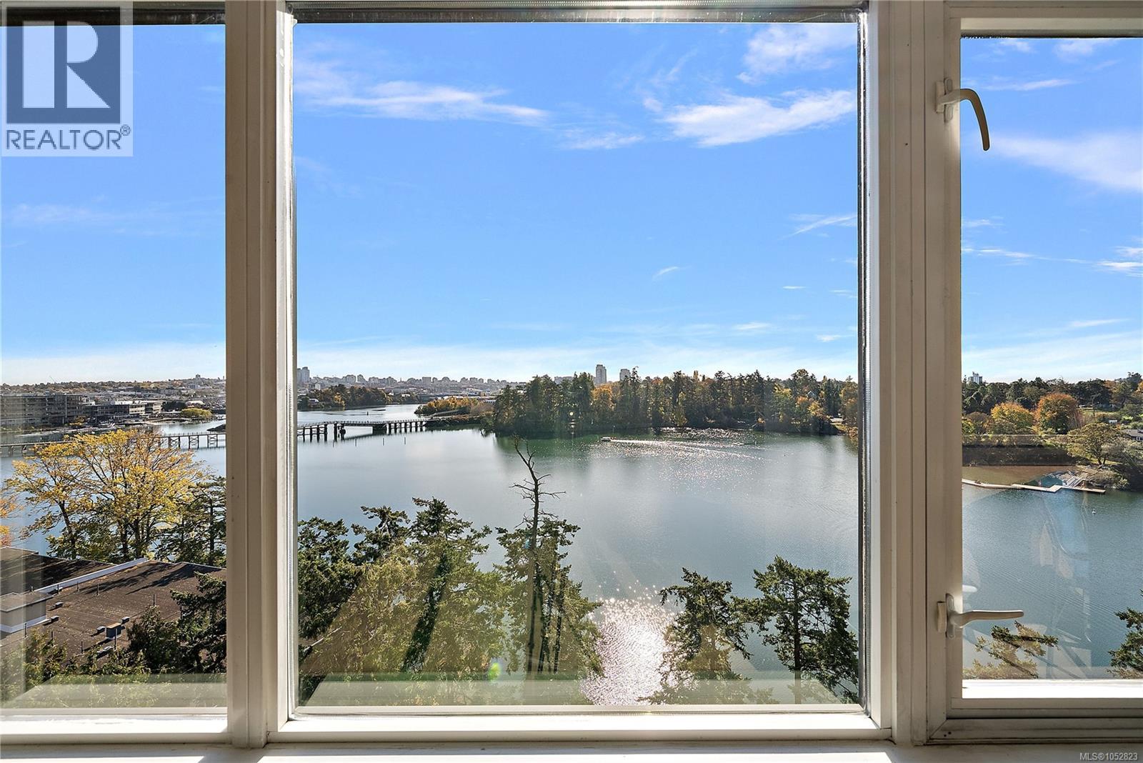 802 105 Gorge Road East, Victoria