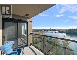 802 105 Gorge Rd E, Victoria, BC V9A6Z3 Photo 24