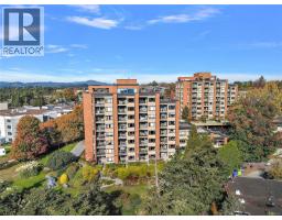 802 105 Gorge Rd E, Victoria, BC V9A6Z3 Photo 34