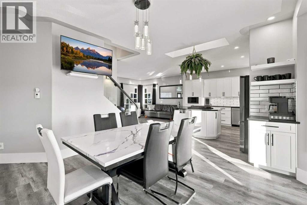 Listing photo – 72 Darling Crescent, Red Deer