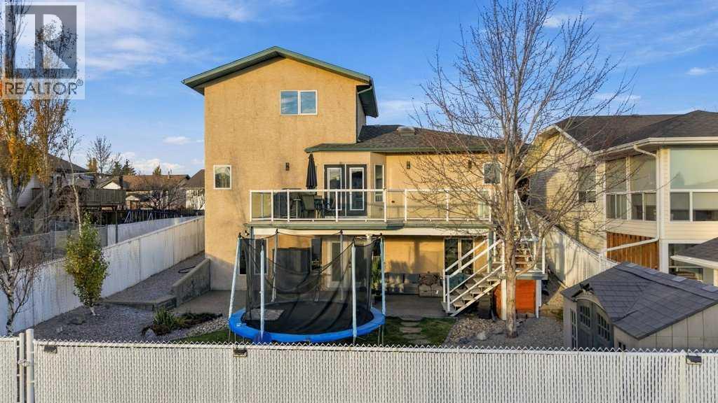 Listing photo – 72 Darling Crescent, Red Deer
