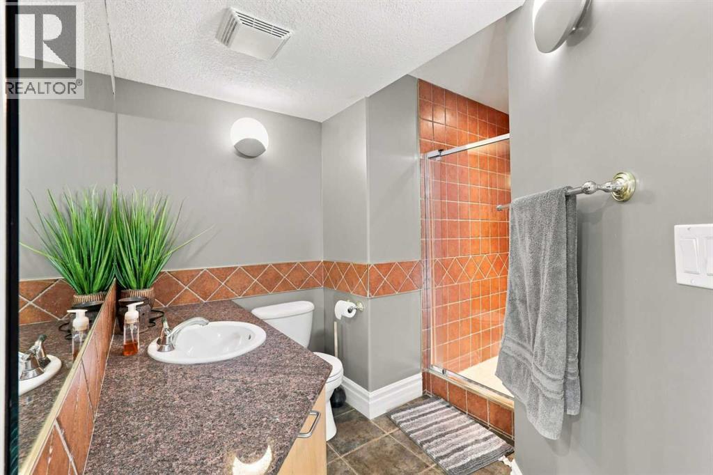 Listing photo – 72 Darling Crescent, Red Deer