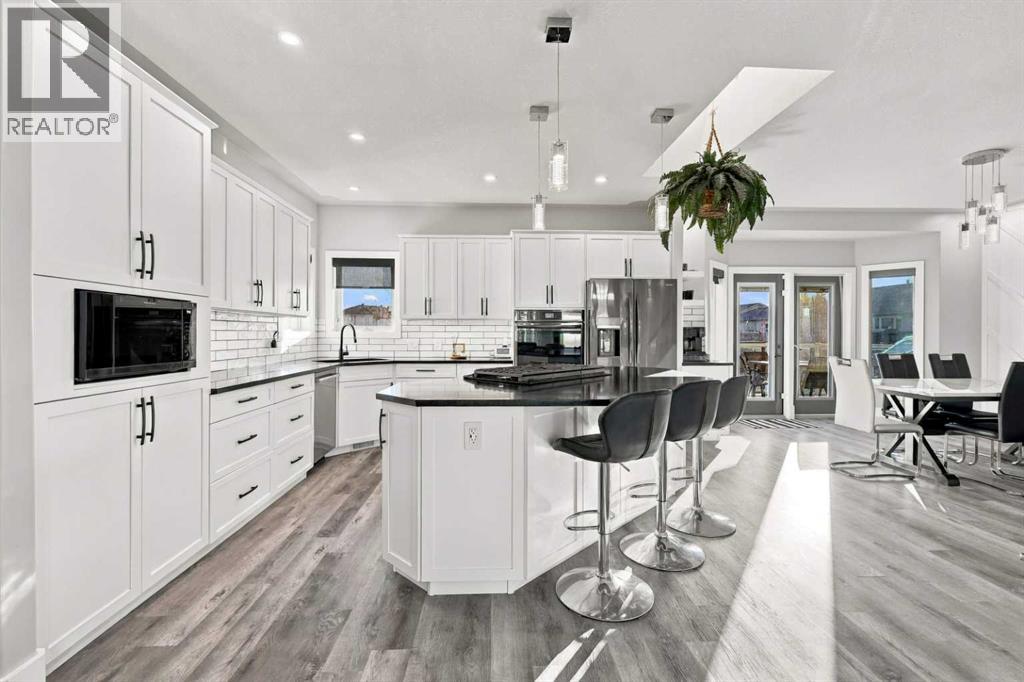Listing photo – 72 Darling Crescent, Red Deer