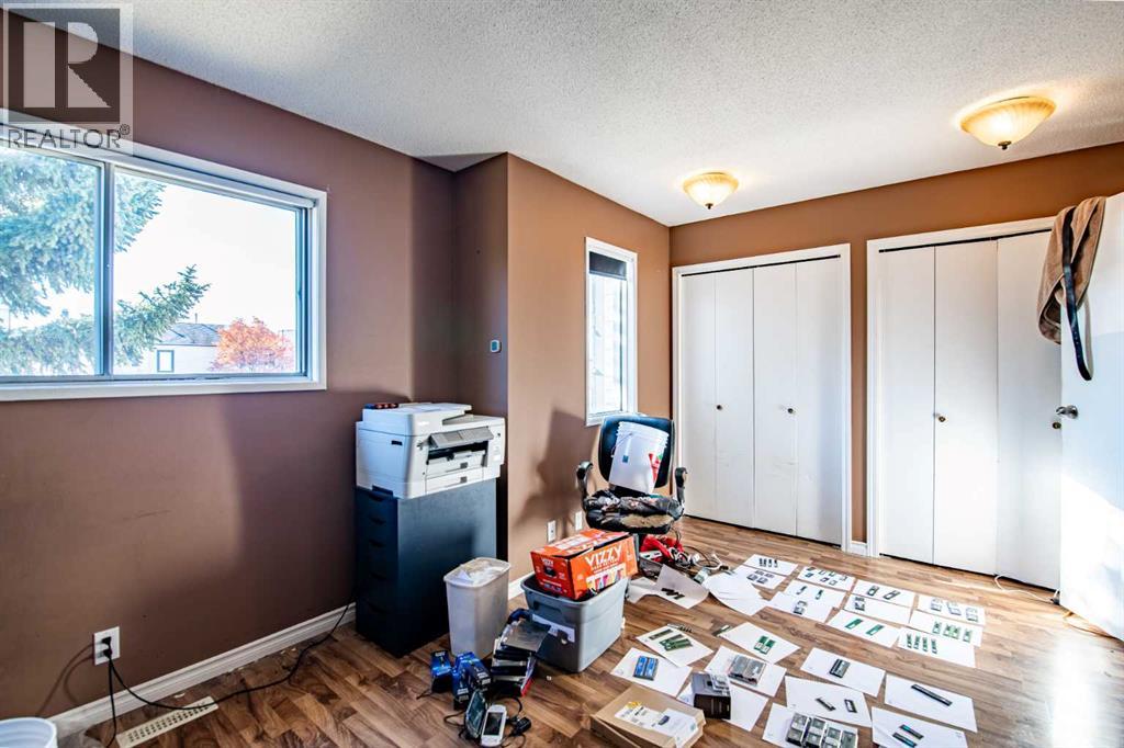 Listing photo – 6 Ellenwood Drive, Red Deer