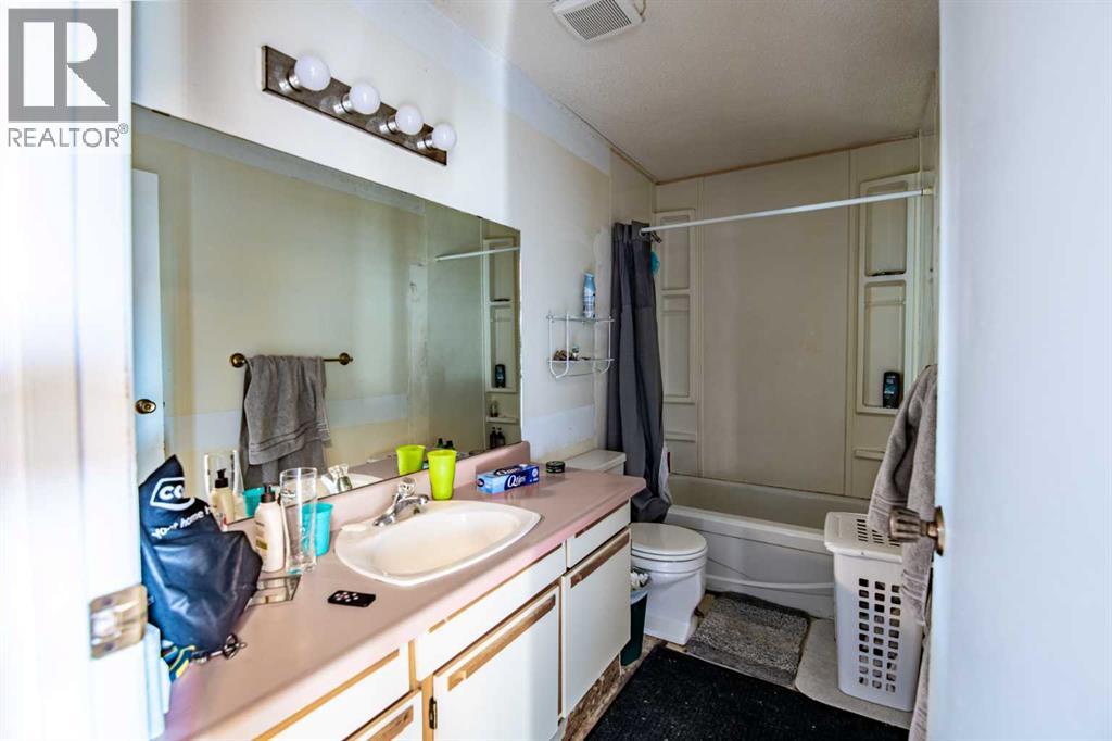 Listing photo – 6 Ellenwood Drive, Red Deer