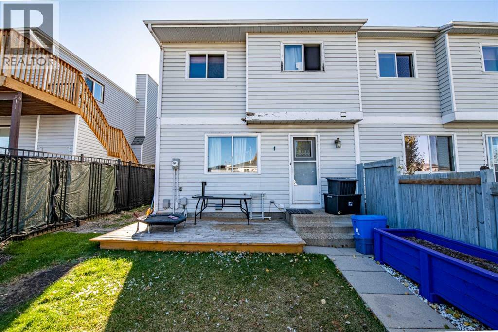 Listing photo – 6 Ellenwood Drive, Red Deer