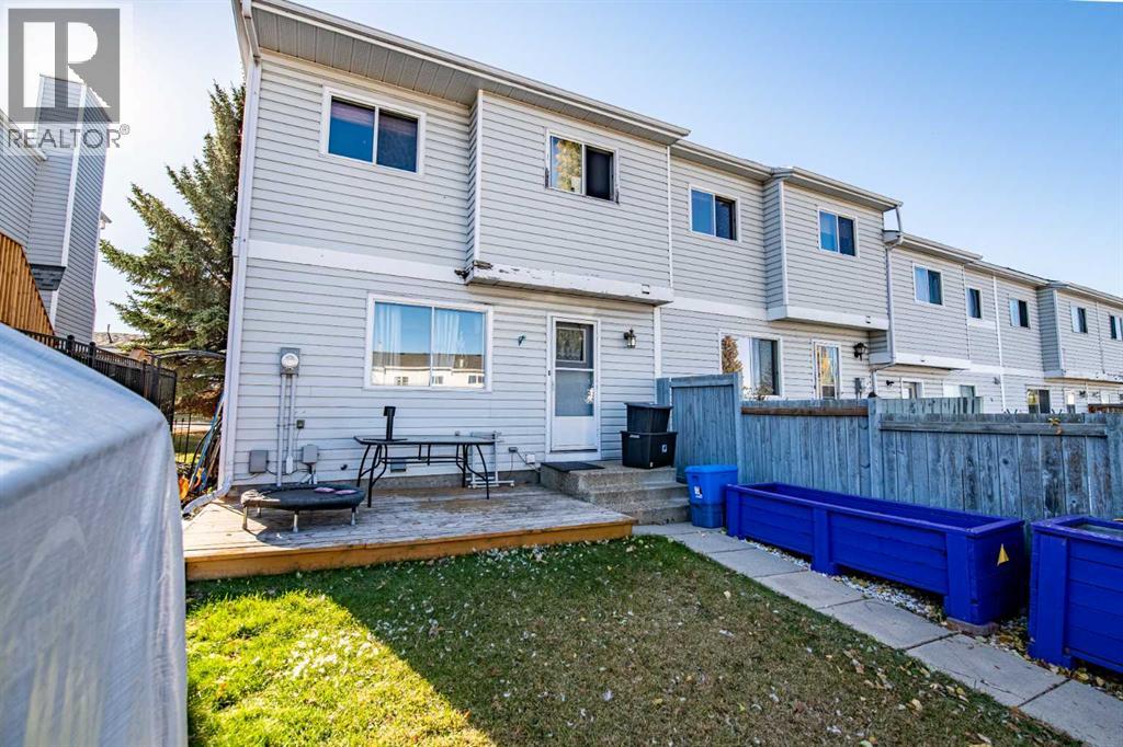 Listing photo – 6 Ellenwood Drive, Red Deer