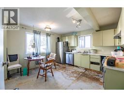 6 Ellenwood Drive, Red Deer, AB T4R2E3 Photo 32