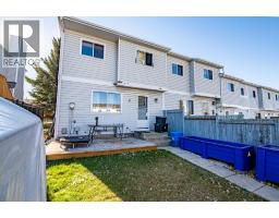 Bedroom - 6 Ellenwood Drive, Red Deer, AB T4R2E3 Photo 7