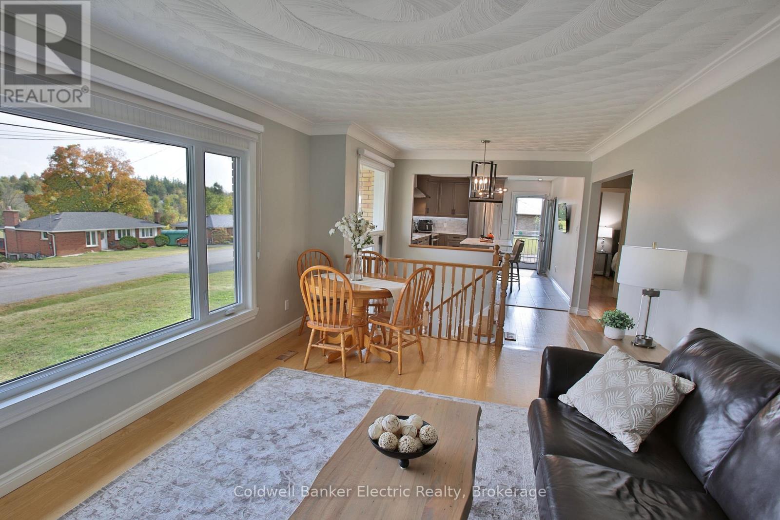 282 Gifford Drive, Peterborough, ON photo 6