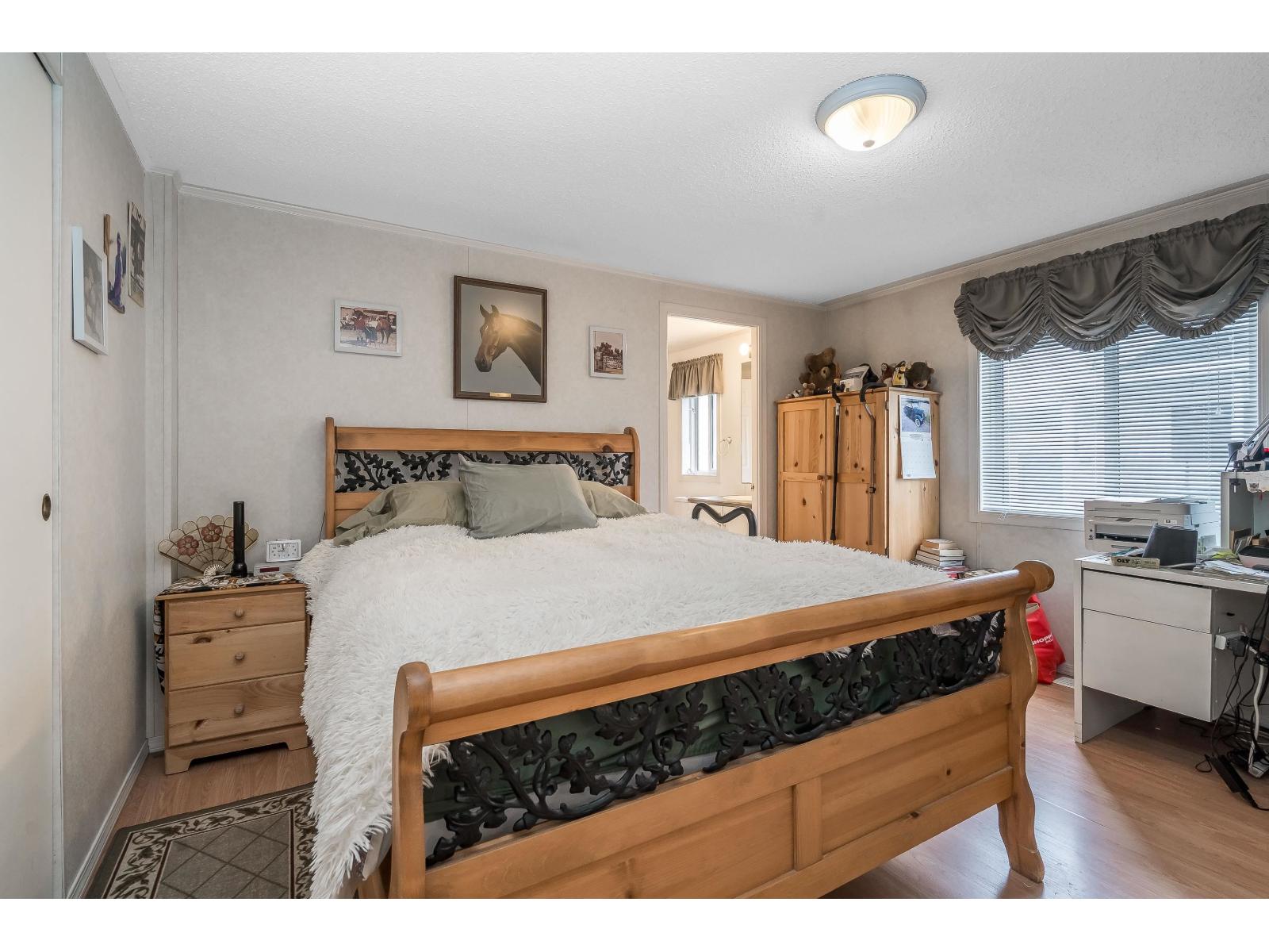 Photo of 239 27111 0 AVENUE 19