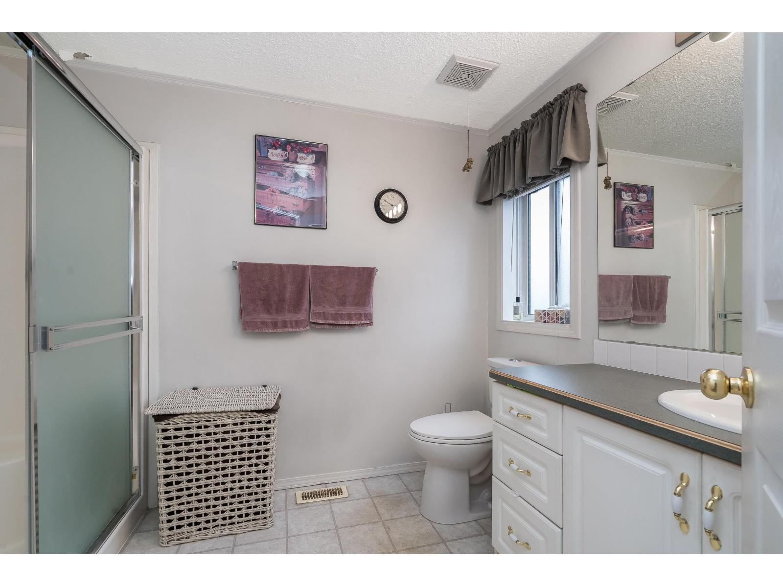 Photo of 239 27111 0 AVENUE 17
