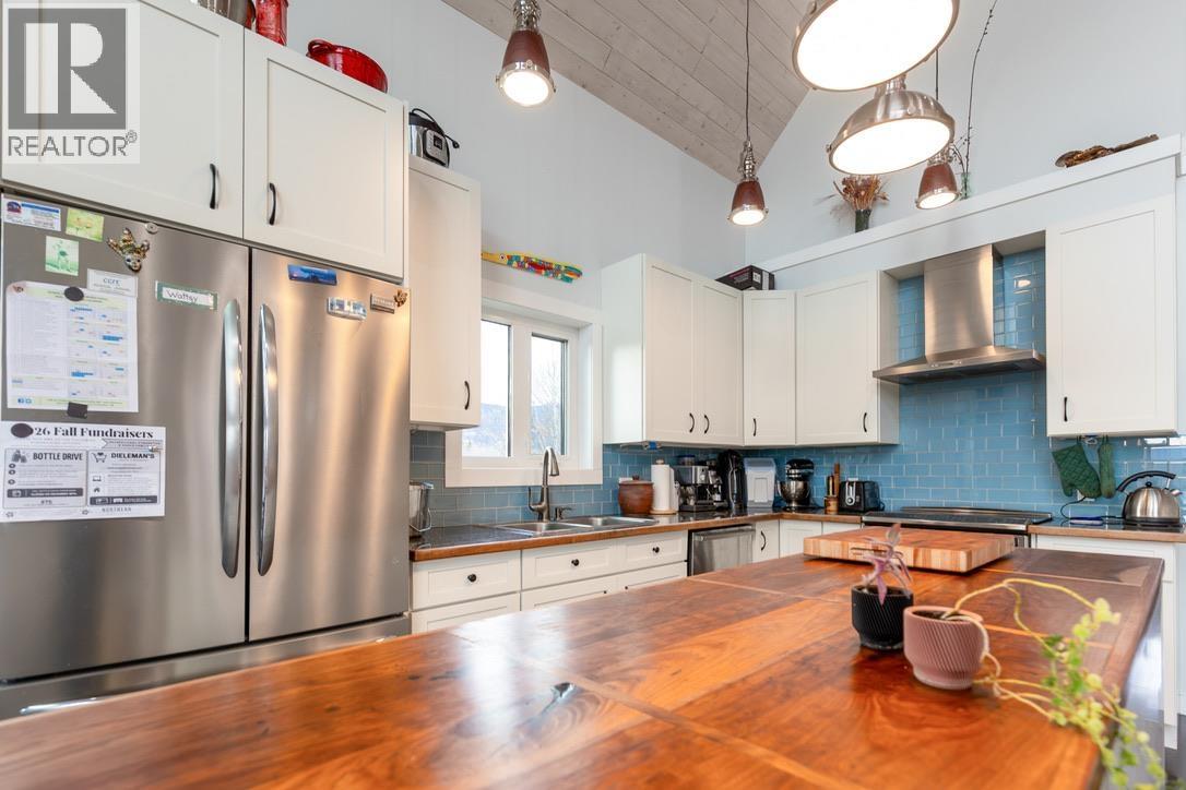 2536 FORD ROAD, Smithers - Image 1