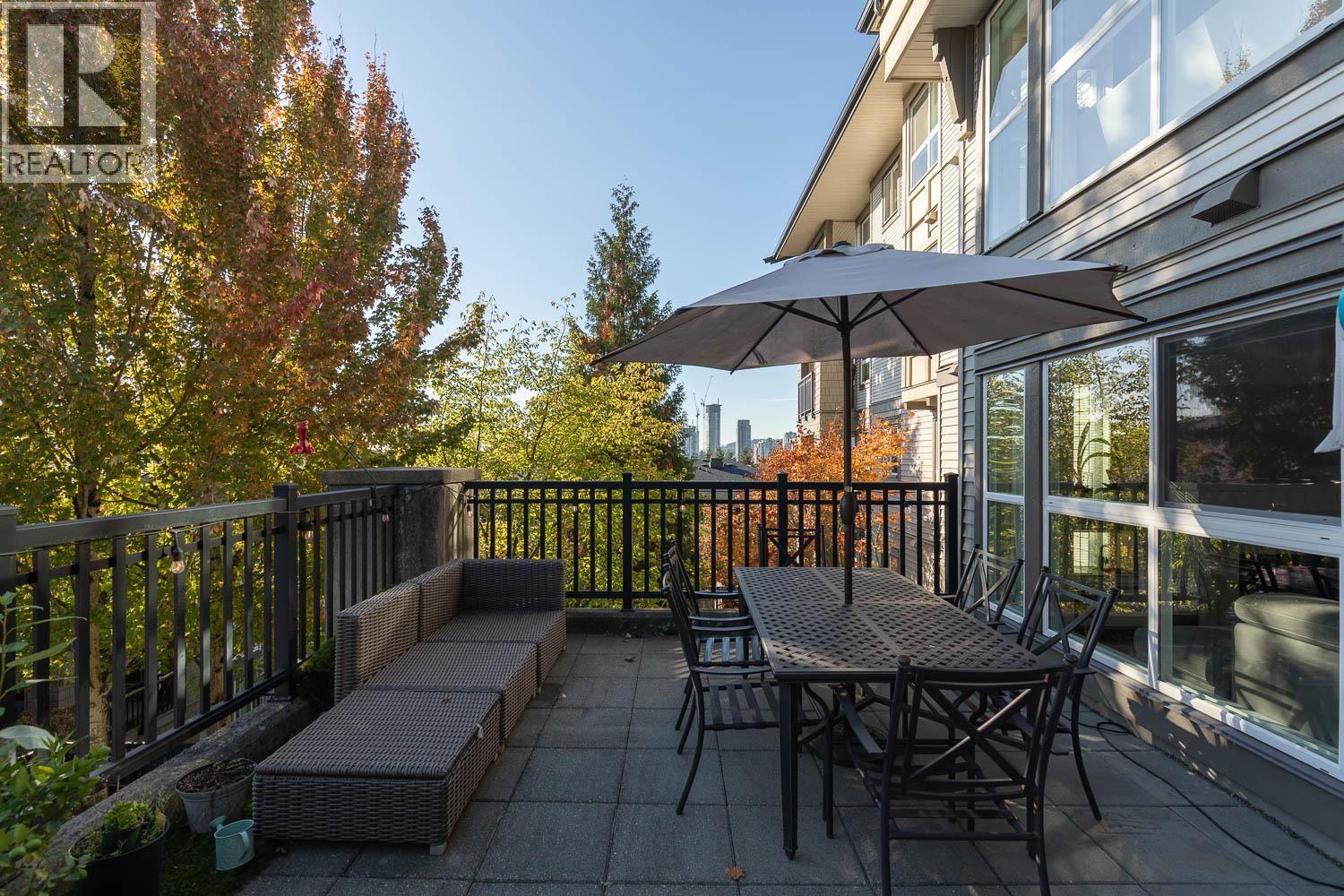214 3082 DAYANEE SPRINGS BOULEVARD, Coquitlam - Image 1