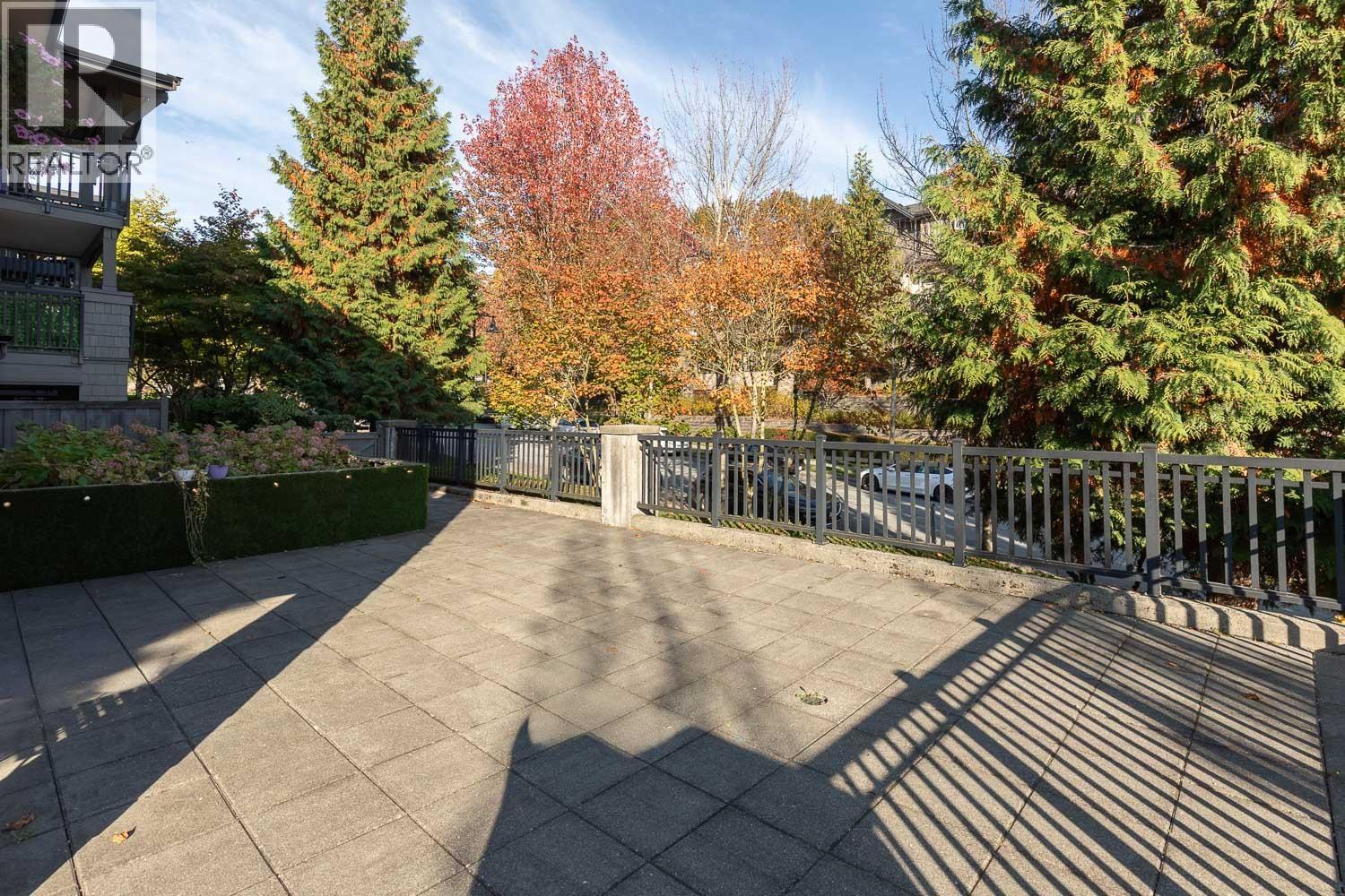 214 3082 DAYANEE SPRINGS BOULEVARD, Coquitlam - Image 1