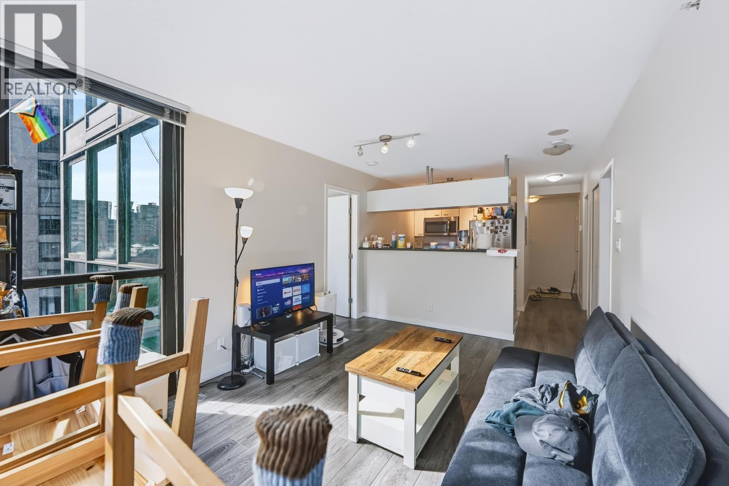 806 1367 ALBERNI STREET, Vancouver - Image 1
