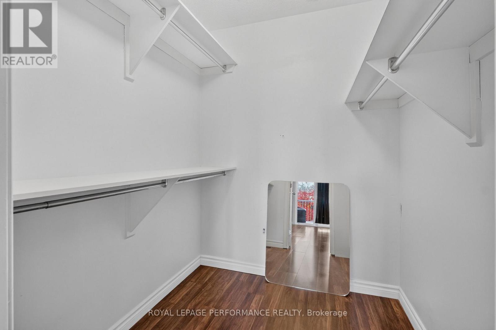 1602 Locksley Lane