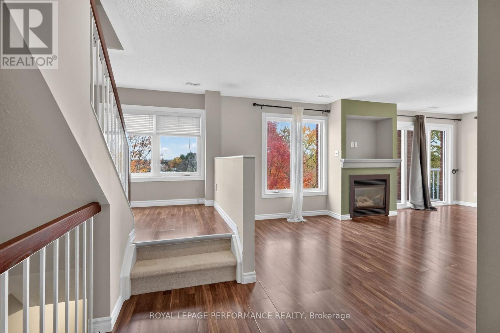 1602 Locksley Lane