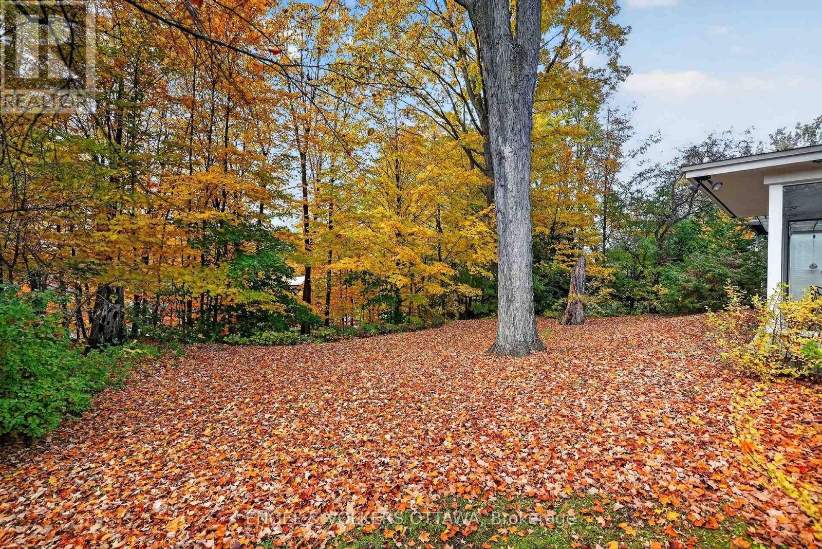 Homes for Sale in Ottawa – 185 LAKEWAY DRIVE – By Peter Sagos - Image 31