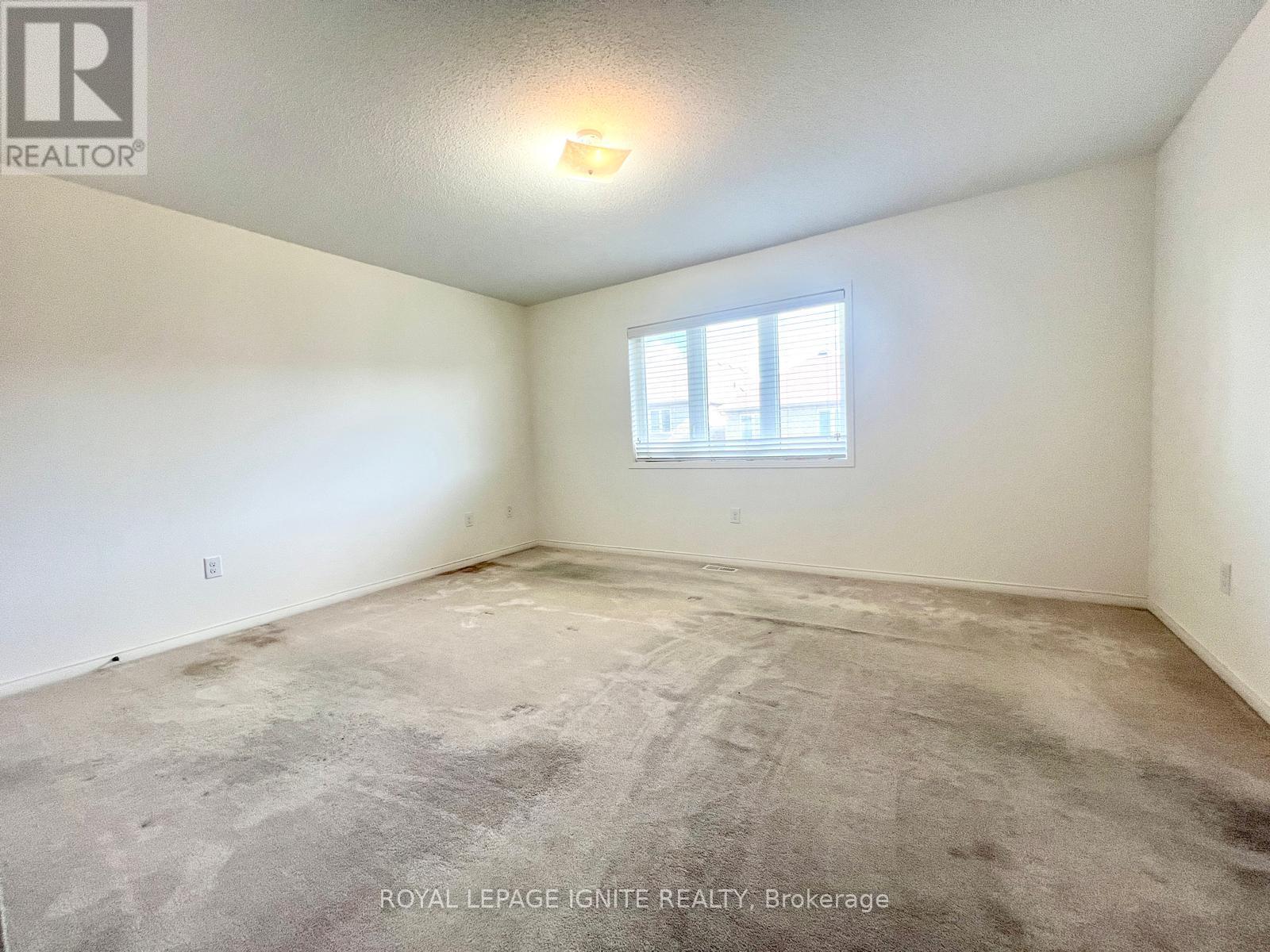 33 Ainsbury Avenue, Ajax, ON photo 26