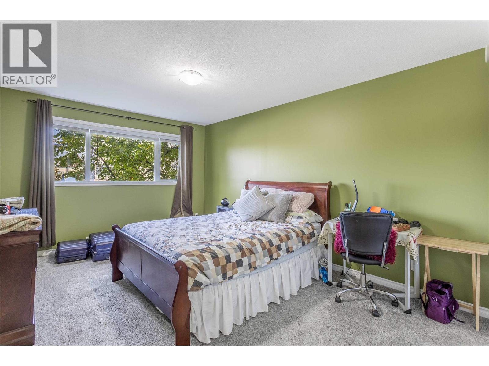 202 180 Hollywood Road North, Kelowna