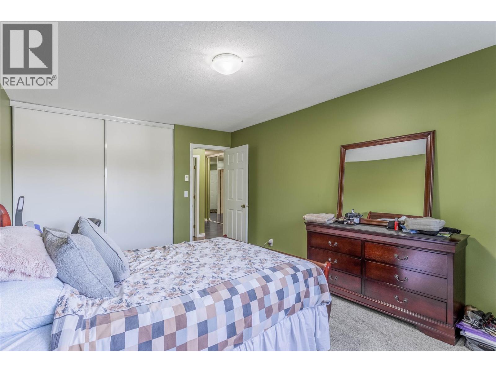 202 180 Hollywood Road North, Kelowna