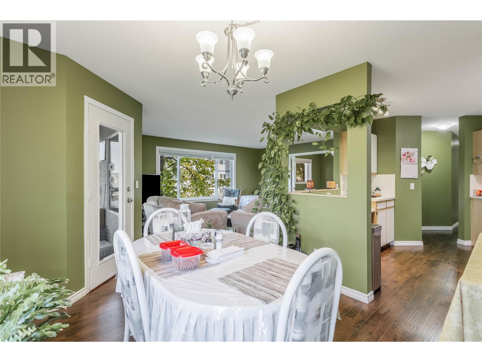 202 180 Hollywood Road North, Kelowna
