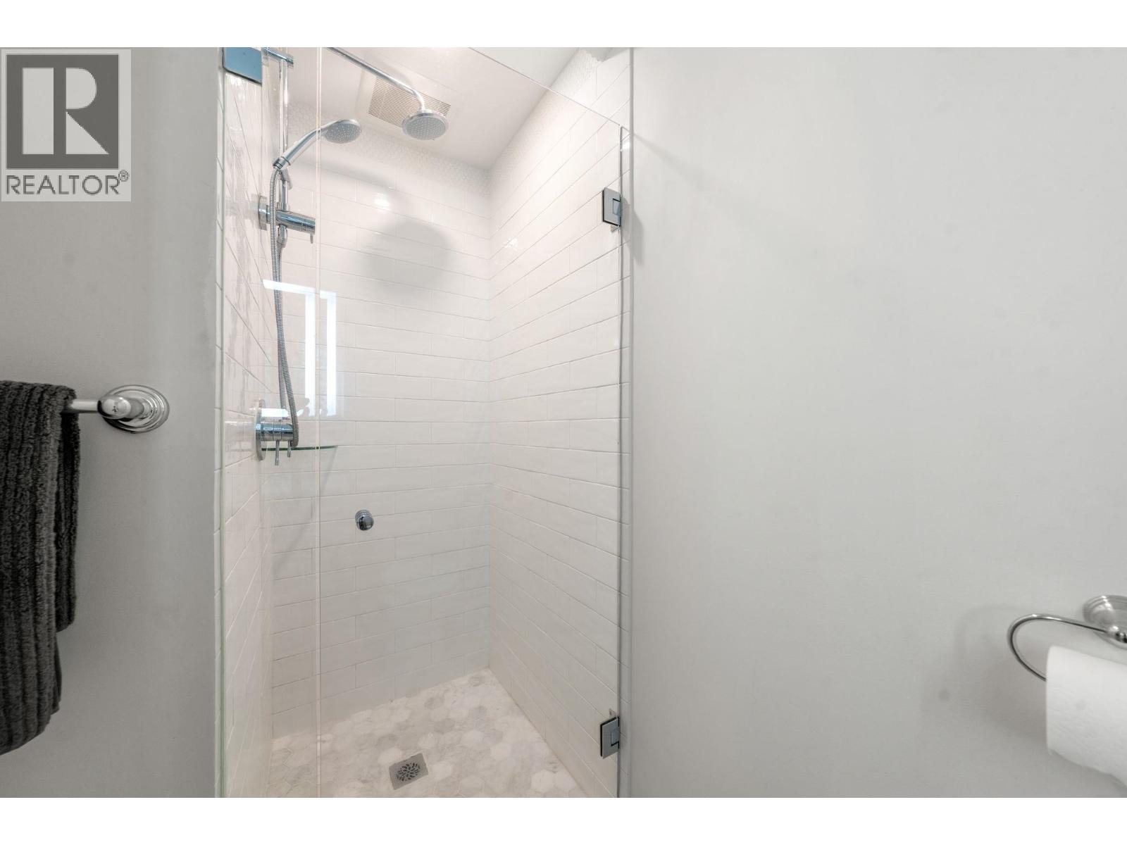 40222 SKYLINE DRIVE, Squamish - Image 1