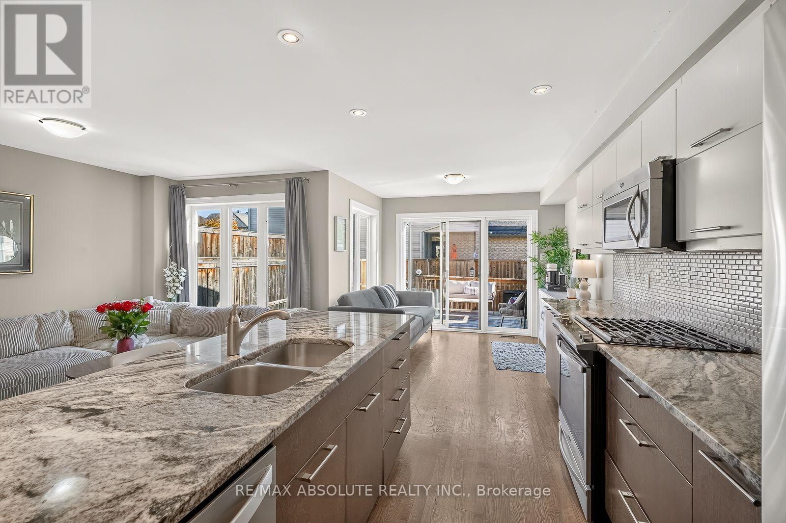 3 Bed, 4 Bath Townhouse for Rent in Ottawa – 159 WOODHURST CRESCENT, Ottawa – MLS# X14007148 - Image 14