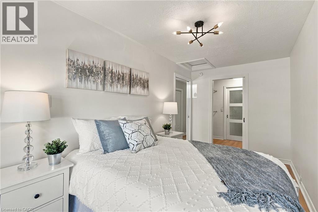 146 HOPE Avenue - 10