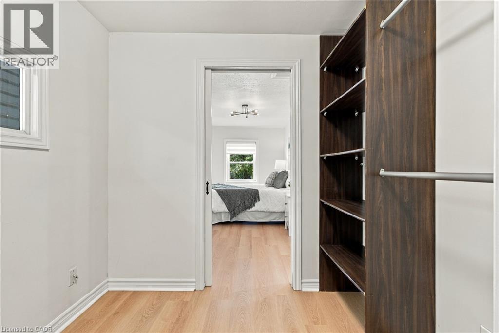 146 HOPE Avenue - 12