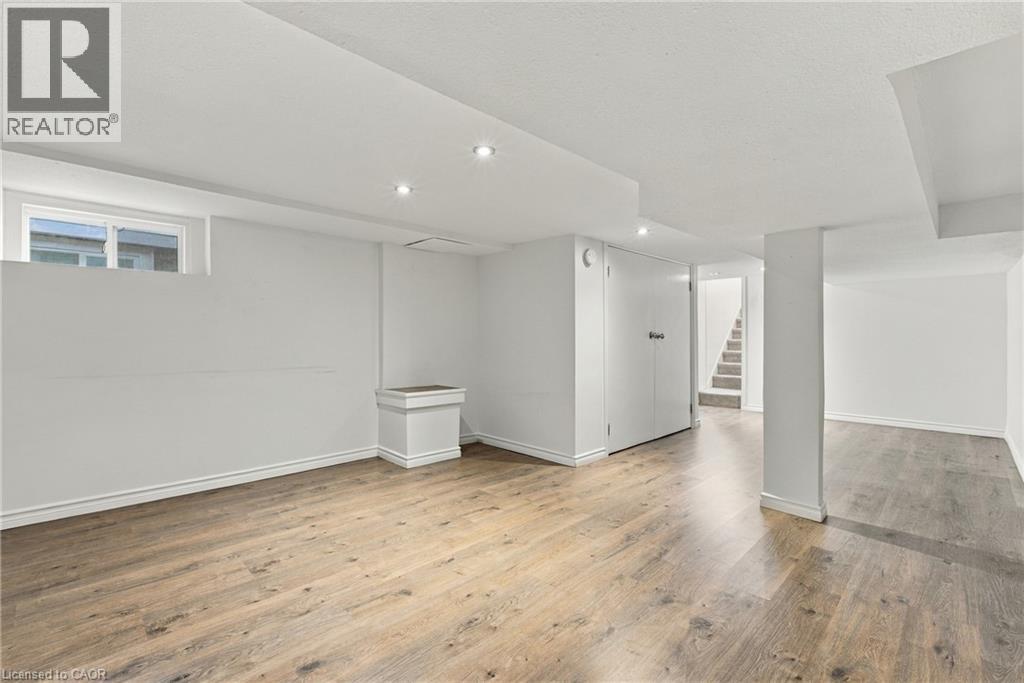 146 HOPE Avenue - 19