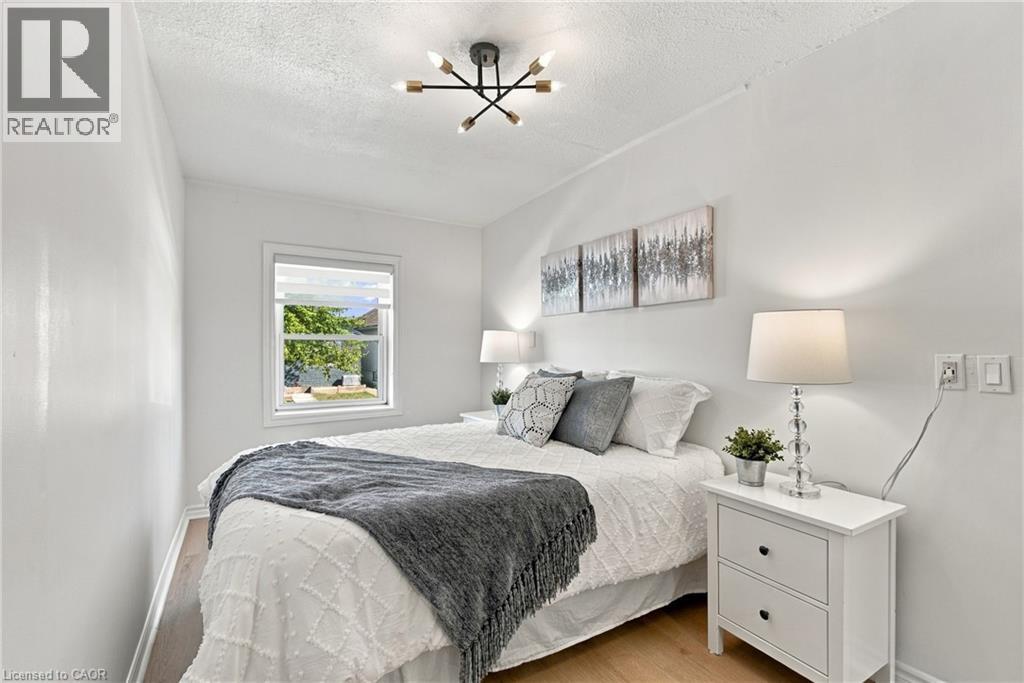 146 HOPE Avenue - 9