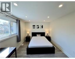 2pc Bathroom - 134 Jansen Avenue, Kitchener, ON N2A2L7 Photo 12