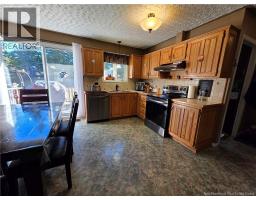 Living room - 255 Route 255, Saint Andre, NB E3Y3N7 Photo 11