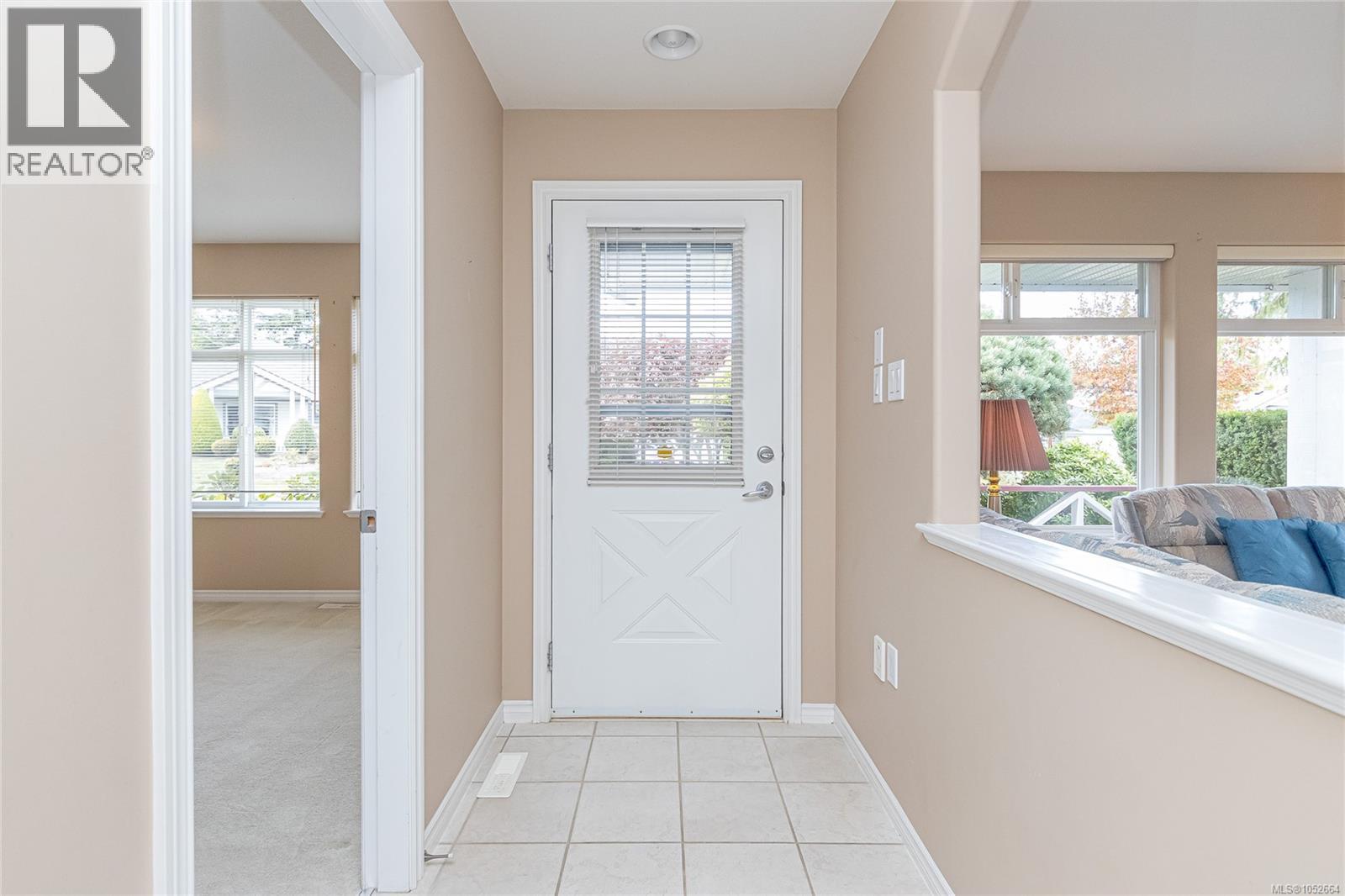87 Bridgewater Lane, Parksville - Image 1