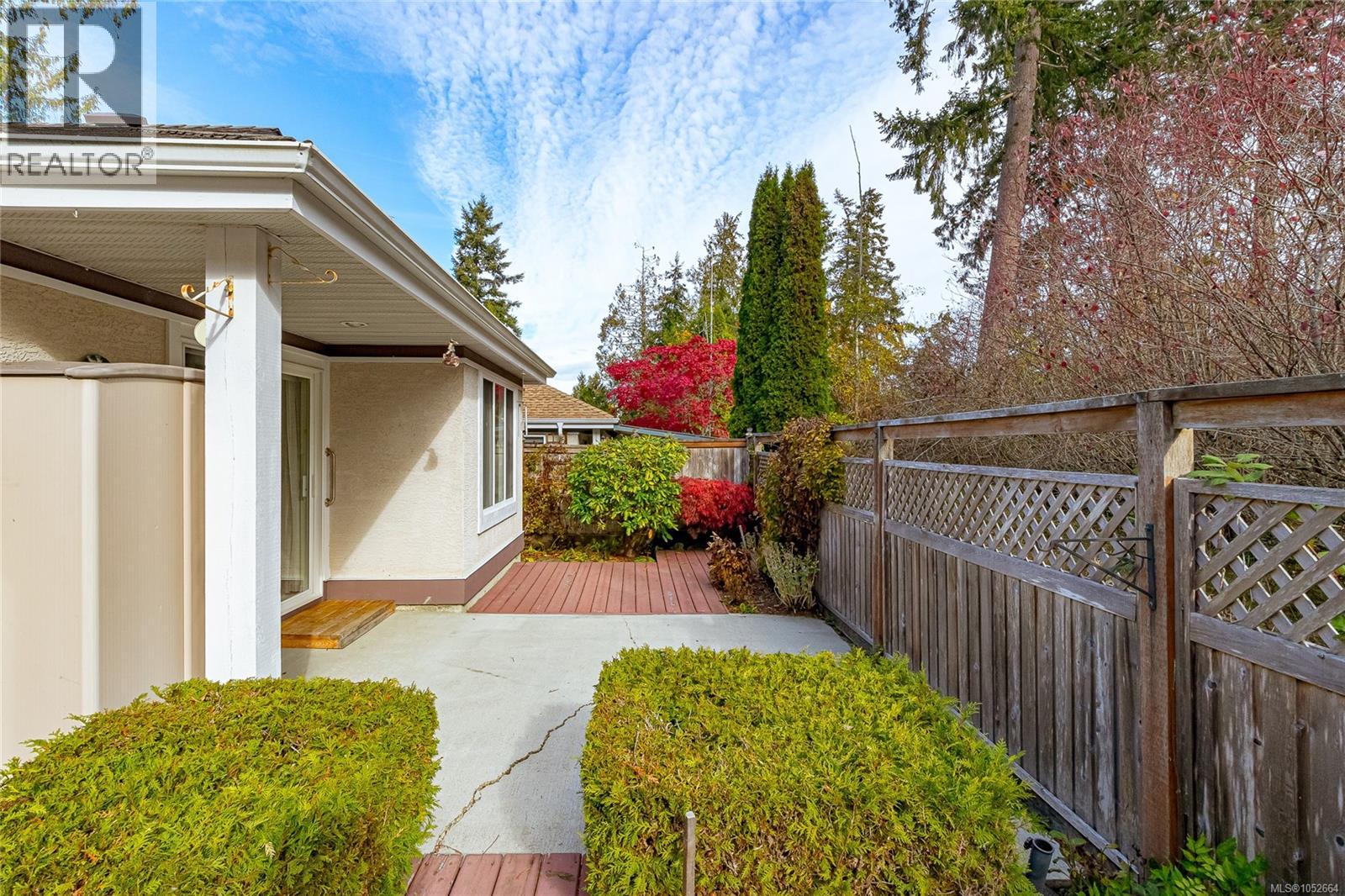 87 Bridgewater Lane, Parksville - Image 1