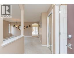 87 Bridgewater Lane, Parksville, BC V9O2V9 Photo 13