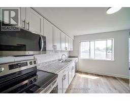 Th602 - 2012 Sheppard Avenue W, Toronto, ON M3N1A2 Photo 11