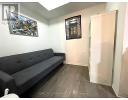 412 - 3091 Dufferin Street, Toronto, ON M6A0C4 Photo 10