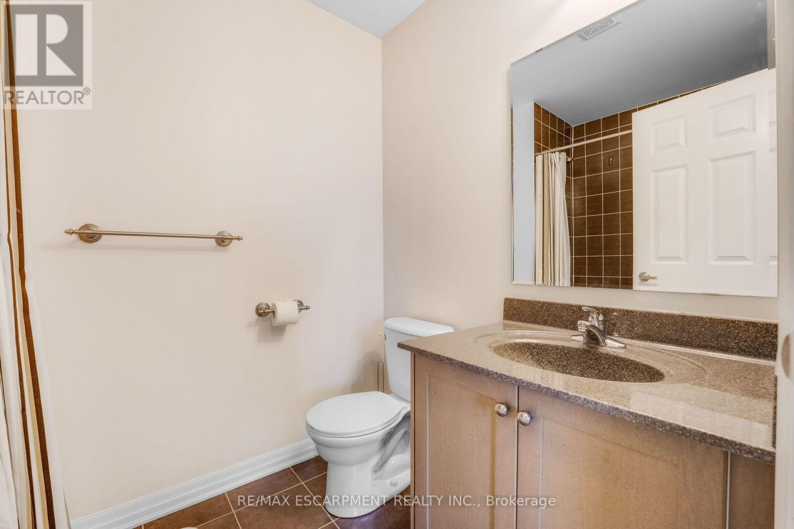 890 FOWLES COURT - 32