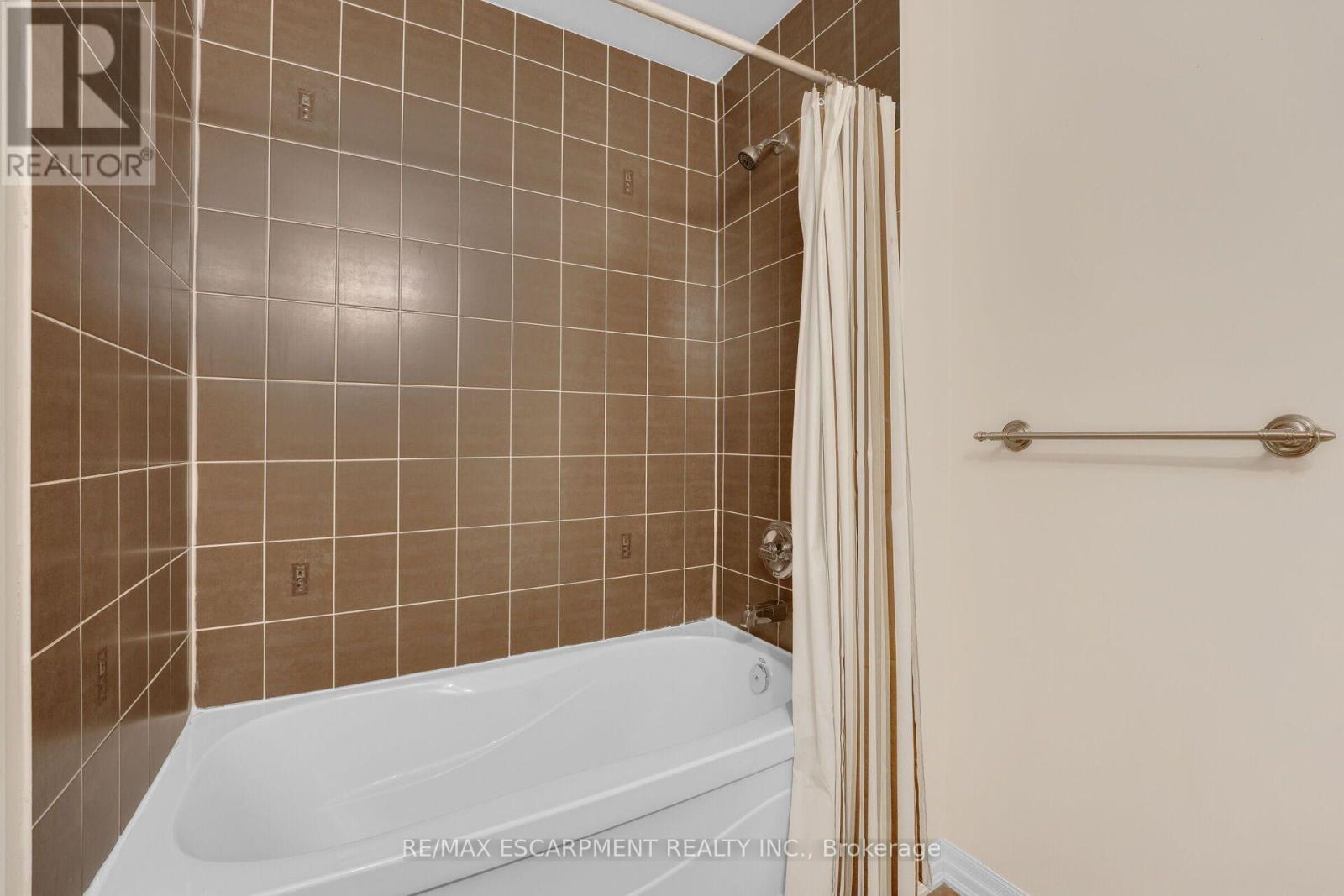 890 FOWLES COURT - 33