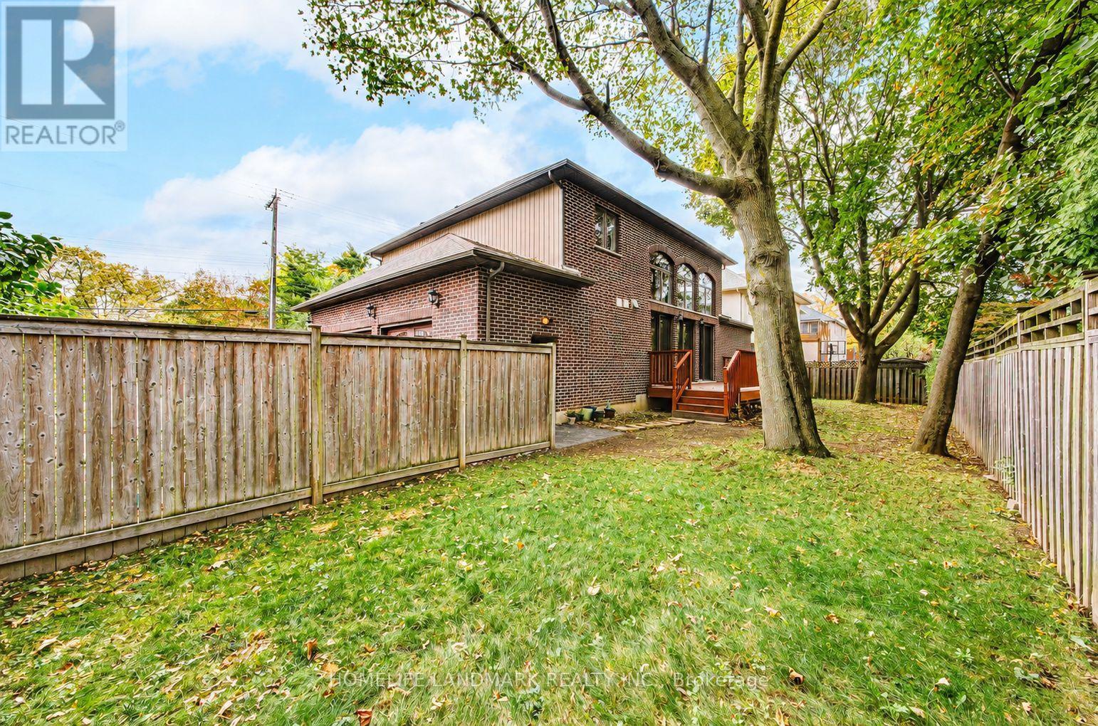 668 GARTH STREET - 45