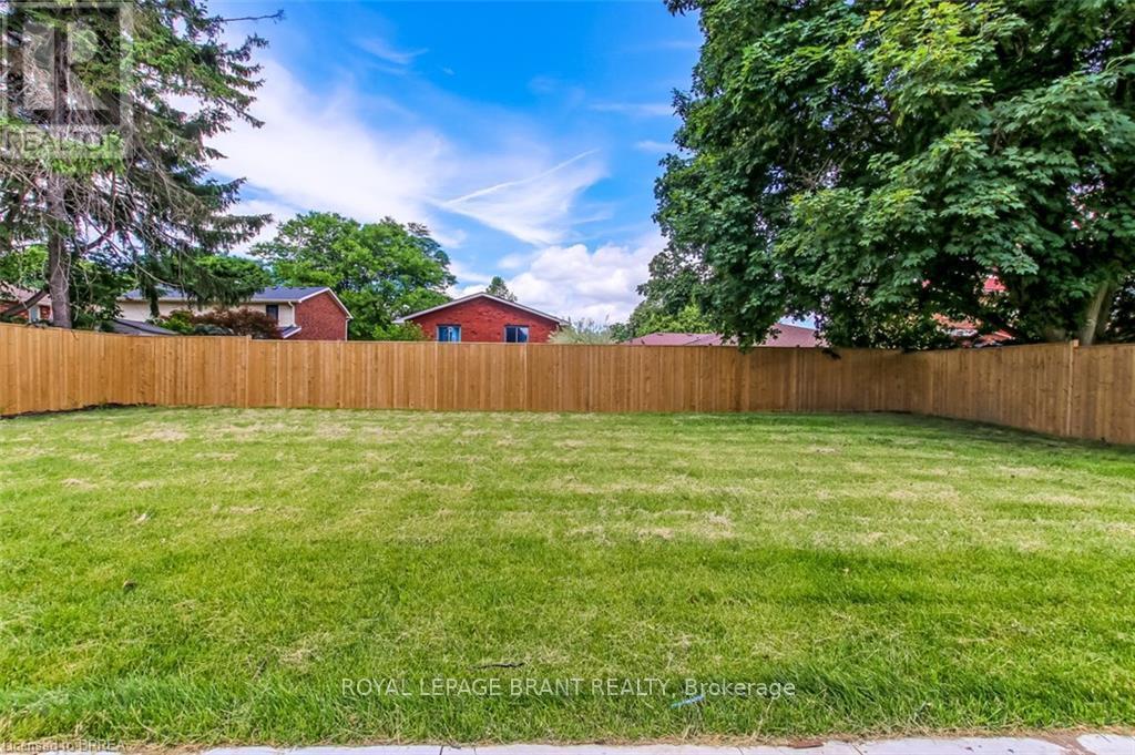 22 Kensington Avenue, Brantford, ON photo 23
