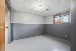 1070 Frank Street, East Selkirk, MB R0E0M0 Photo 25