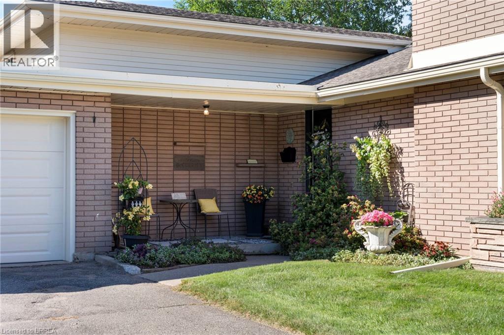 6 HOWARD Road, Brantford — photo 4