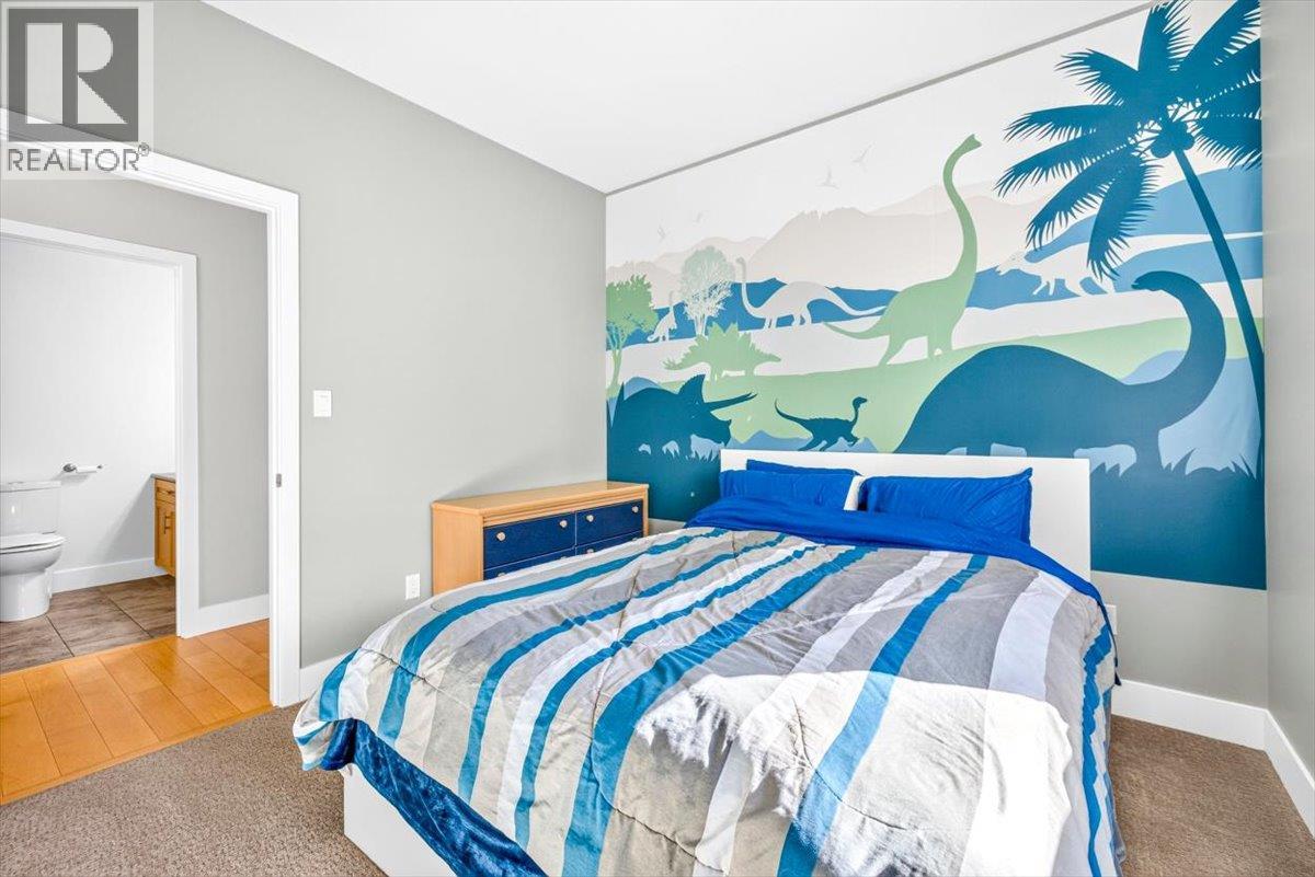 1308 Cherrywood Boulevard, Sparwood - Image 1