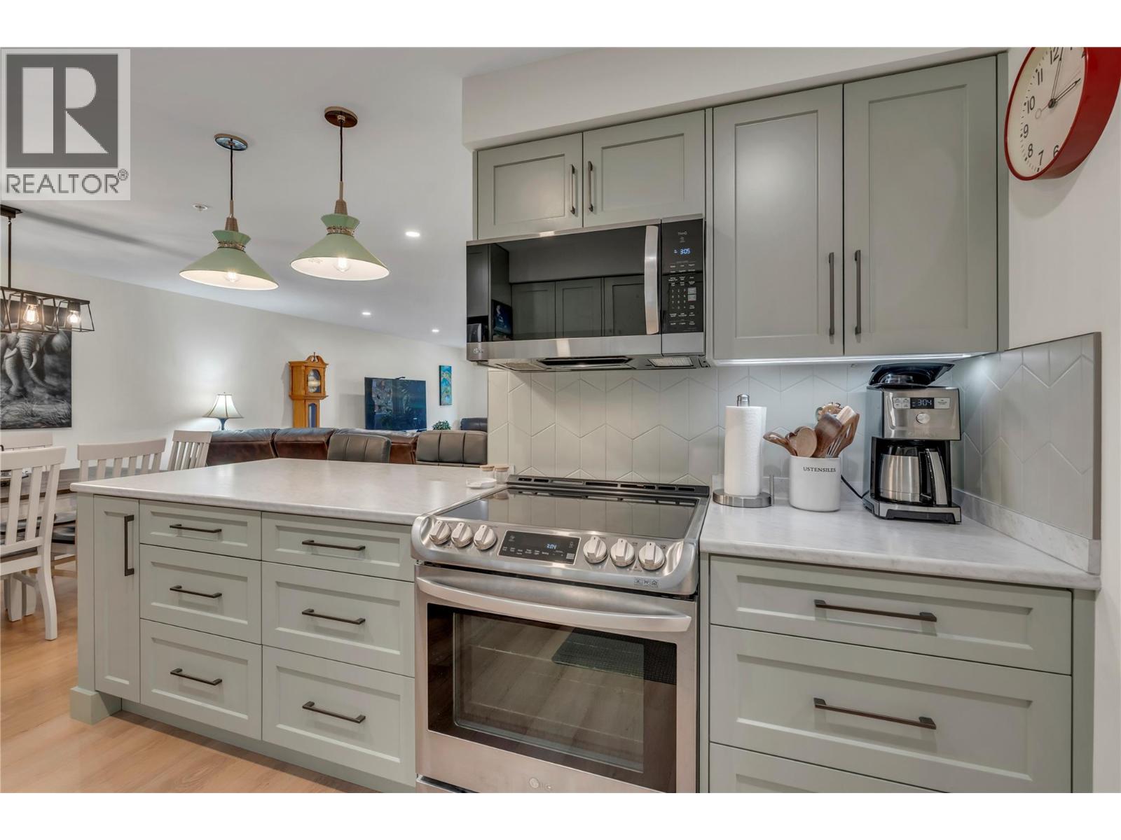 217 Elm Avenue Unit# 102, Penticton - Image 1